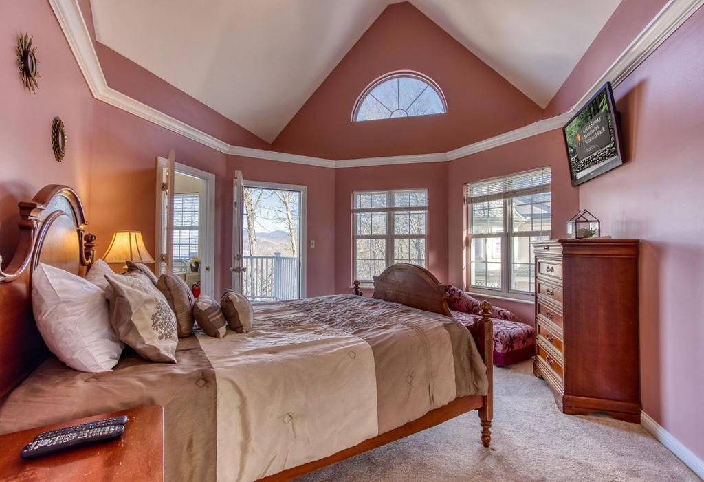 Ober Hideaway, Hot Tub, Wifi, 1089 Free Tickets Each Paid Day, Dollywood And More Gatlinburg Ngoại thất bức ảnh